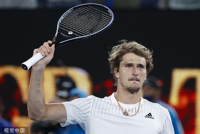 官方：国米与28岁邓弗里斯续约至2028年6月